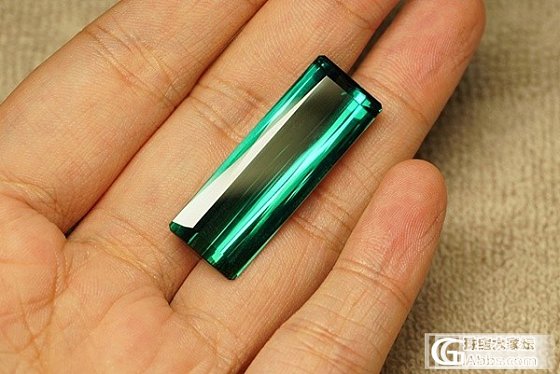 27.95克拉 顶级蓝碧玺 横竖设计最佳 收藏级_博物馆