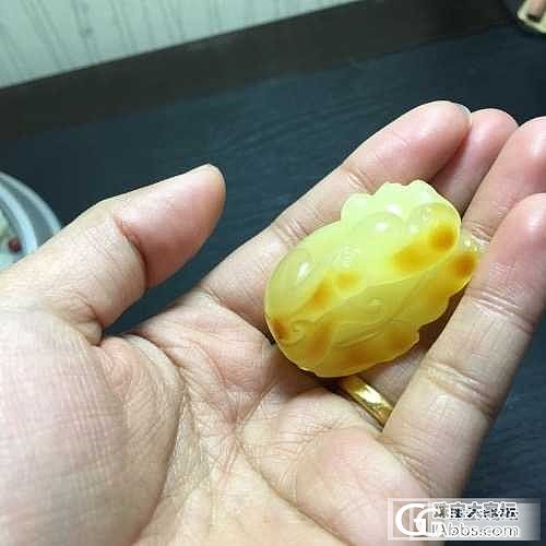 招财进宝 苏工蜜蜡貔貅一只_蜜蜡