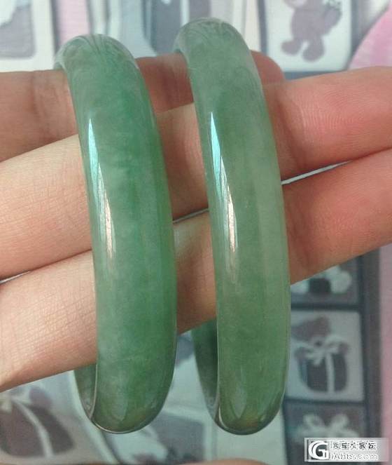 求朋友看下新入手的玉镯_手镯翡翠