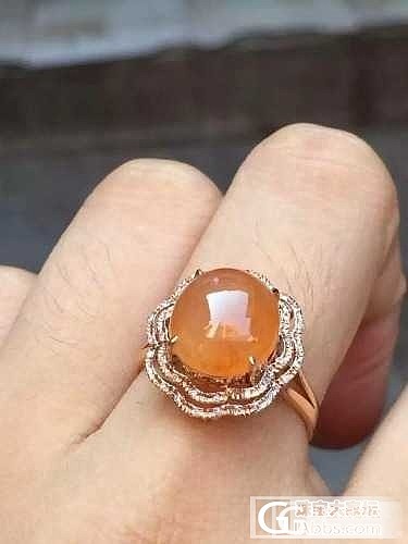 这种颜色的翡翠蛋面升值空间大吗_戒指翡翠