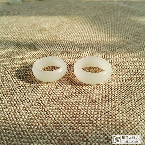新出的  100个青海白玉戒指    内径18—19 mm_玉石