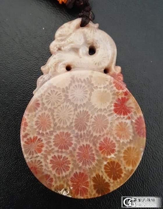 漂亮花纹的珊瑚玉。。。_吊坠珠串珊瑚玉
