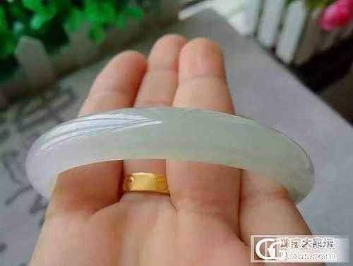 这几只镯子怎么看，求教！_手镯翡翠