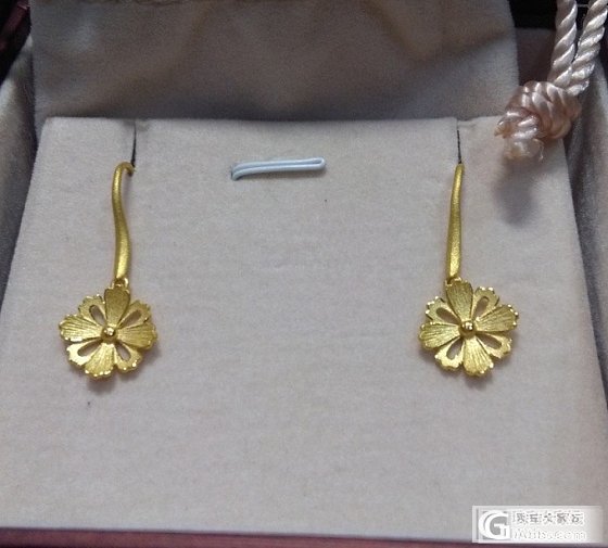 周生生格桑花耳坠_金