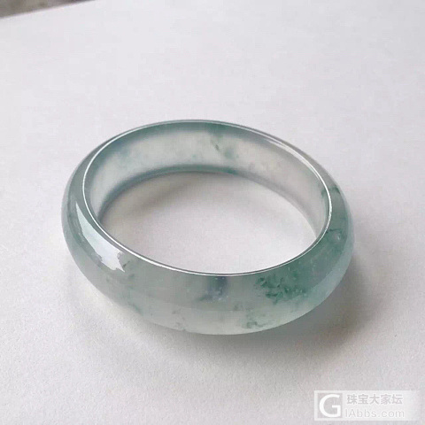 欣赏--给大家欣赏一只手镯_手镯翡翠