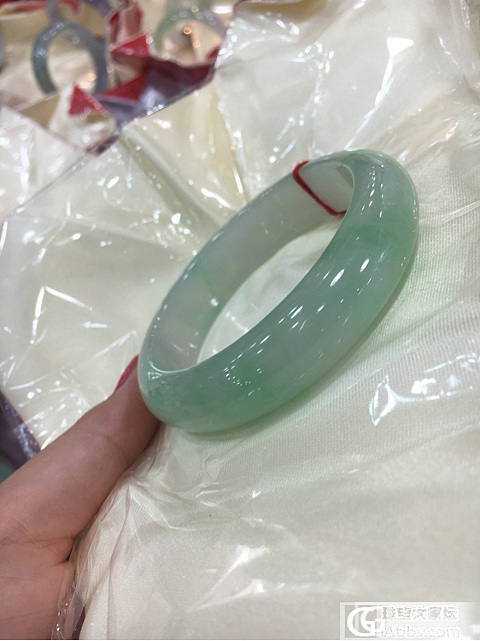 我又来广州找中高档的镯子，随时更新_手镯翡翠广州
