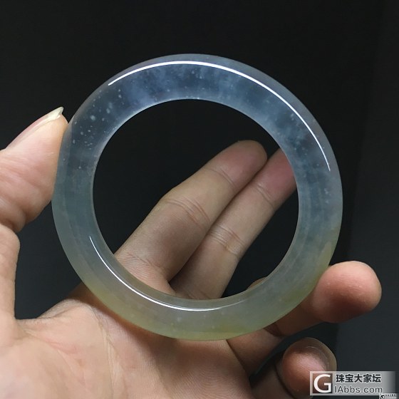 光圈，另一面是黄翡翠吗？_手镯翡翠