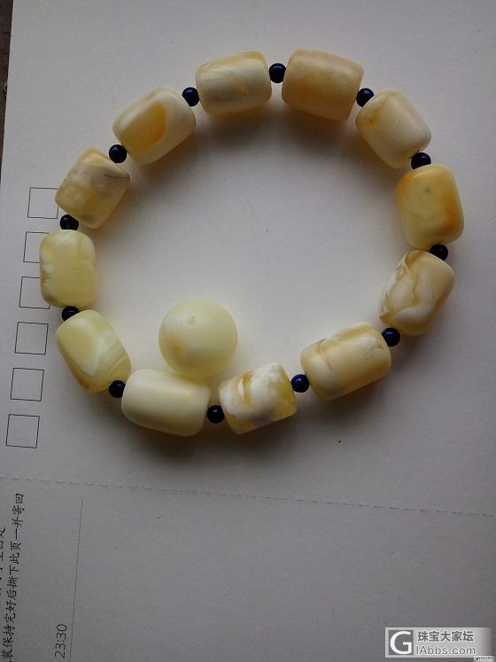 出精品白蜡散珠，做多宝的来，樱桃红戒面，南红包浆吊坠，紫牙乌挂绳，血珀色调石榴石..._南红兔毛晶蜜蜡