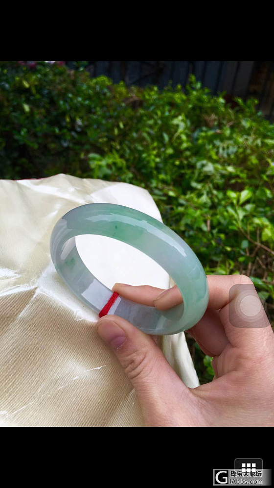 小白请教各位老大，这个镯子多少入合适_手镯翡翠
