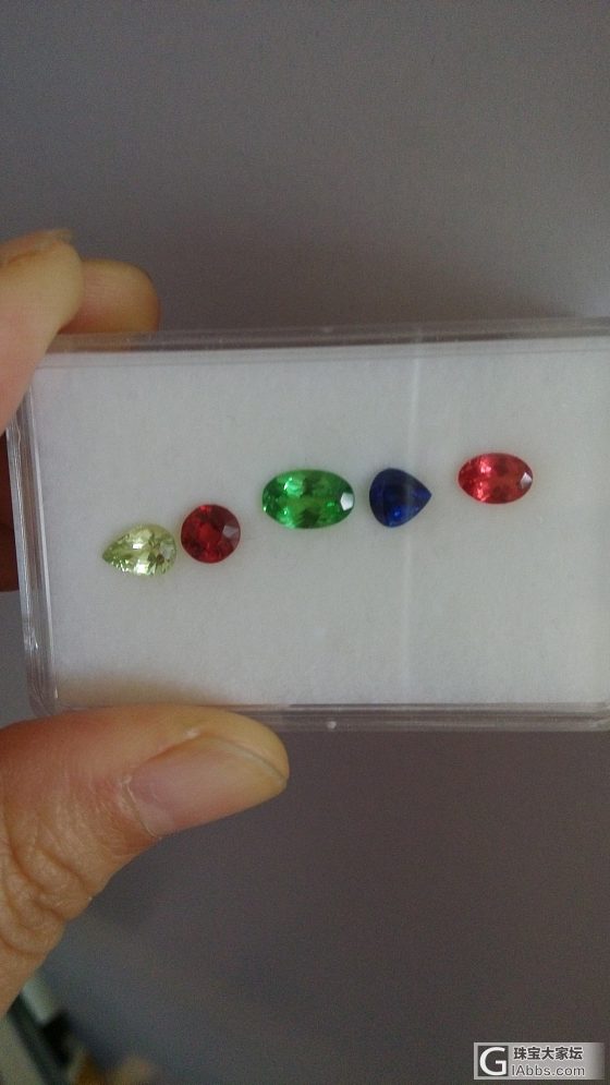 沙弗莱尖晶蓝宝金绿，凑条五彩手链吧，省酱油_刻面宝石沙弗莱金绿宝石蓝宝石尖晶石