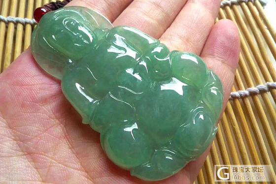 母亲节快到了，给妈妈挑件礼物吧_翡翠