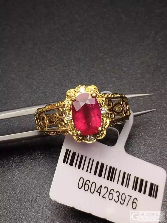 新买的红宝戒指大家帮我看看_戒指红宝石