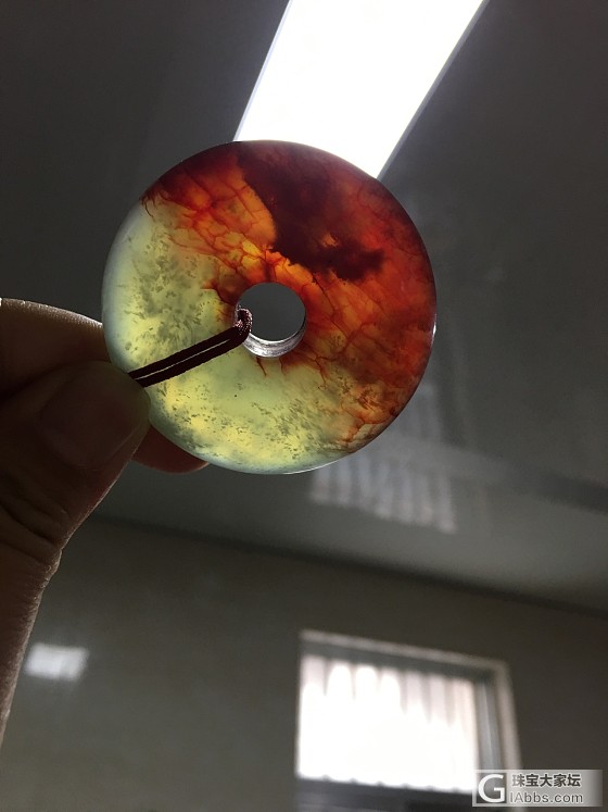 求科普，这是翡翠吗？_挂件翡翠