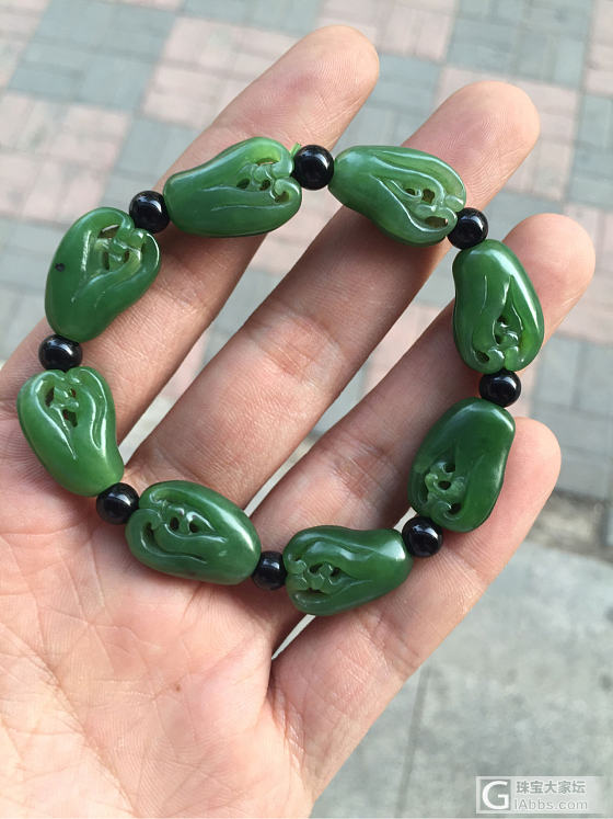 戴了9年的碧玉手串_珠串碧玉