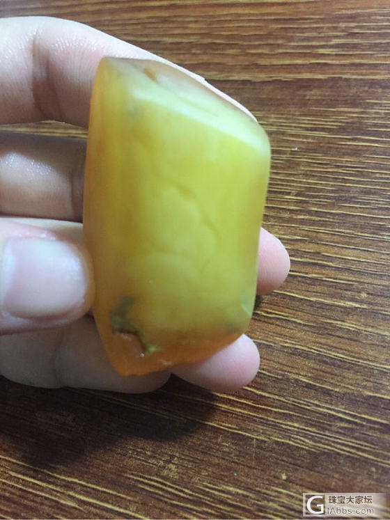 蜜蜡墩子_打磨蜜蜡原石