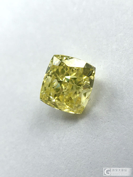 GIA。fancy yellow    SI1 肉眼干净，高性价比，欢迎询价_彩钻