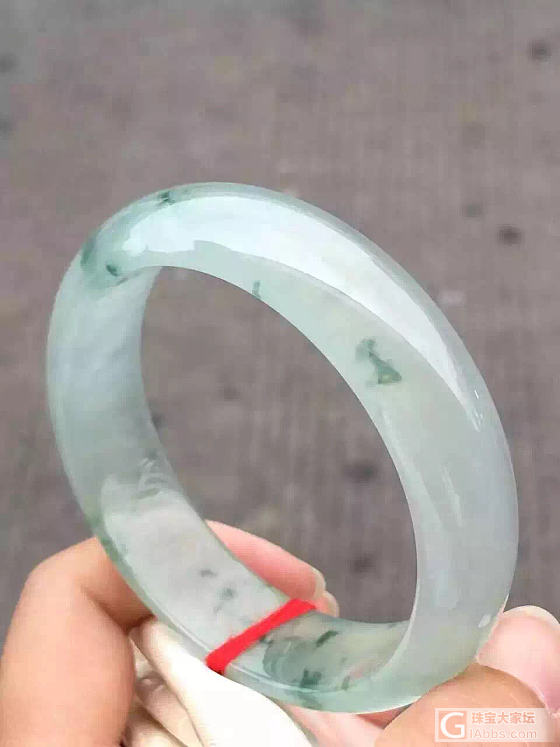 有喜欢的吗_翡翠手镯