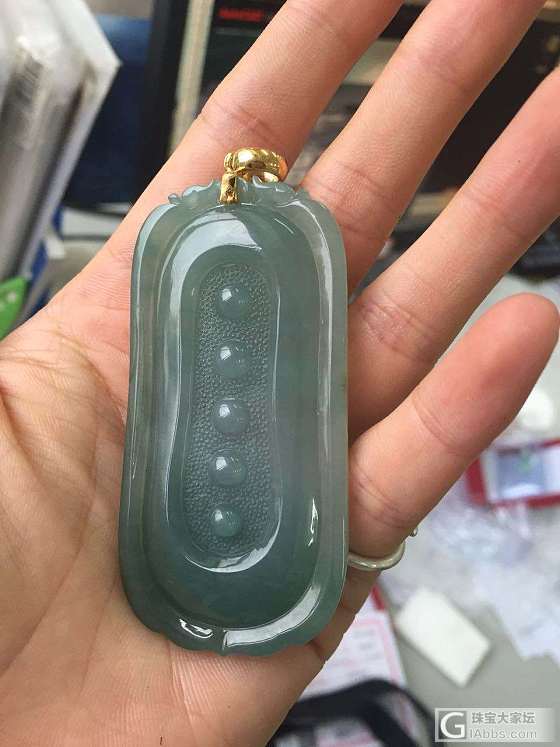 帮忙看下值多少钱_翡翠
