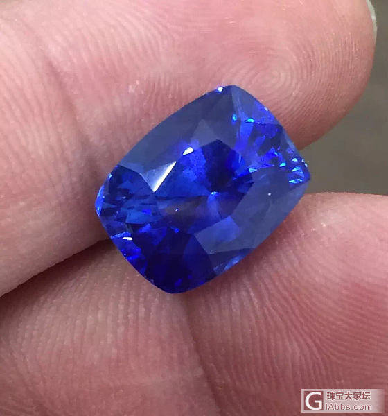 斯里兰卡蓝宝石_刻面宝石蓝宝石