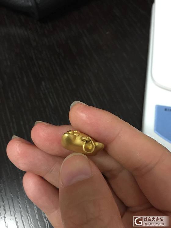 出个伊饰缘家的3D硬金小熊猫_金