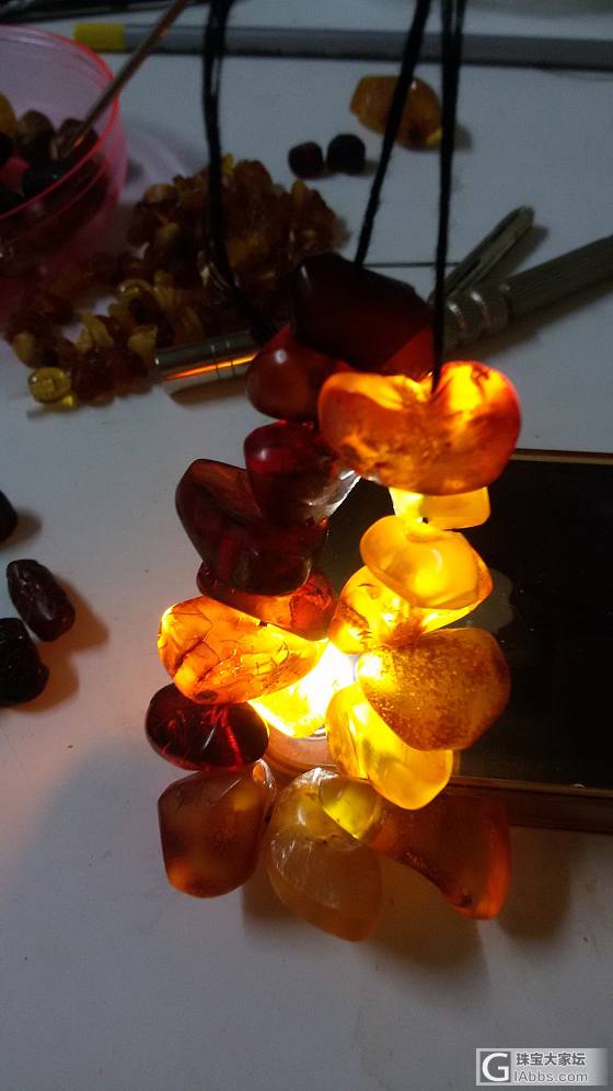 手工做的乌克兰琥珀蜜蜡首饰_打磨珠串琥珀蜜蜡