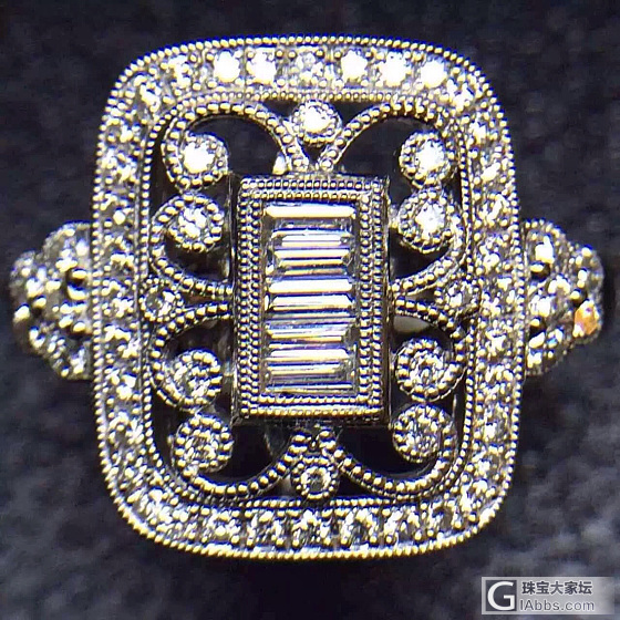铂金复古宫廷款钻石戒指……10.13克，钻石0.67克拉_钻石戒指铂