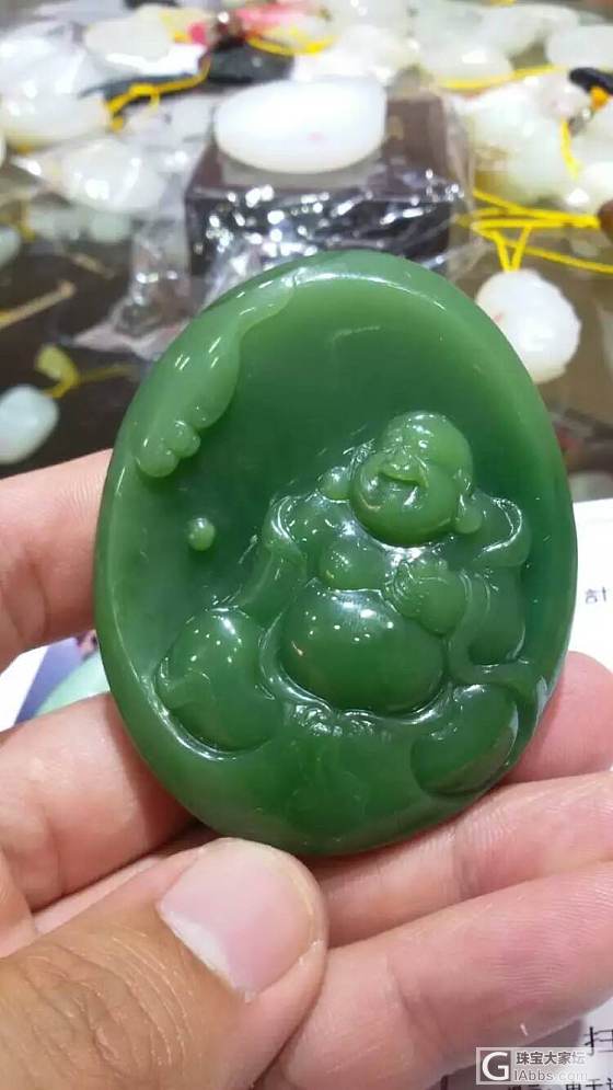 雕刻大师侯晓峰的作品，大家帮忙鉴赏一下_碧玉