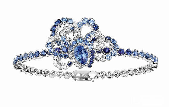 Dior 推出高级珠宝新作_迪奥珠宝设计
