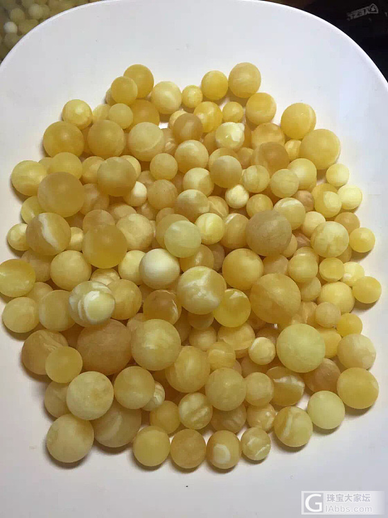手机党不知道这样算不算违规_蜜蜡