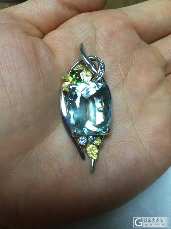 海蓝宝12.75ct_刻面宝石吊坠海蓝宝