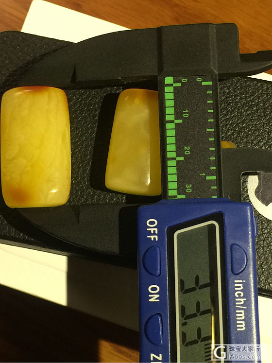 新磨出来的一家三口，有喜欢的吗？_琥珀蜜蜡
