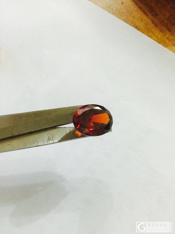 按碧玺收的，但看颜色又不像，请行家鉴定是不是碧玺，价值怎么样_刻面宝石碧玺