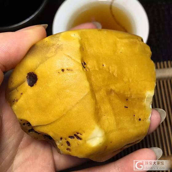 乌料荔枝白_蜜蜡