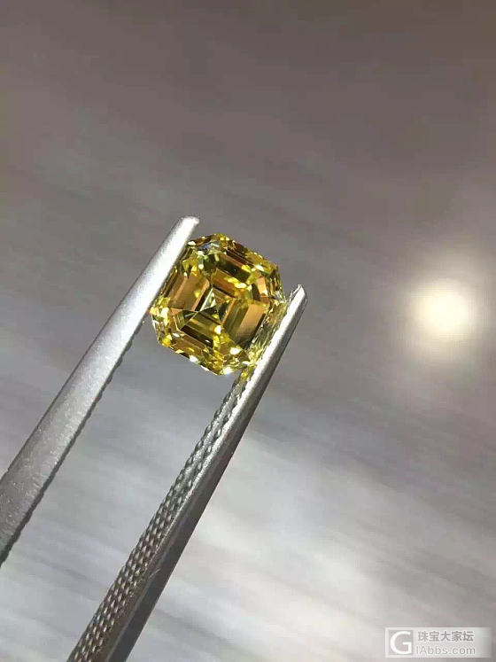 1.02ct Fancy Intense Yellow_彩钻