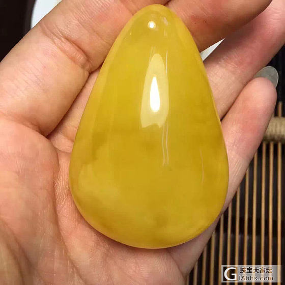 琥珀和蜜蜡更爱哪一个？_琥珀蜜蜡