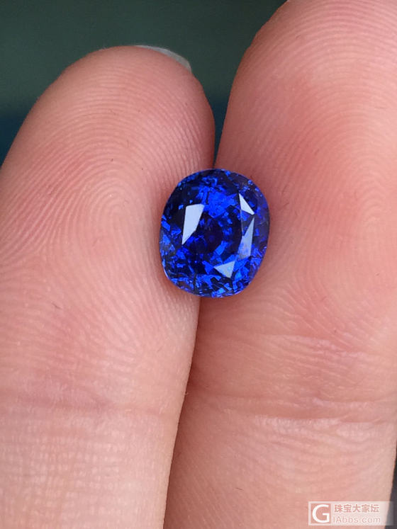 【皇家彩宝】专注高端宝石批发2.37ct 马达小蓝宝一颗_刻面宝石蓝宝石