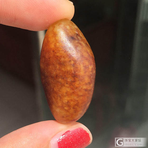 新疆和田玉籽玉白玉和黄沁籽料原石一对_和田玉