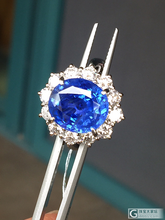 超美的蓝宝石💍
主石满火🔥 8.802ct
副石钻石1.833ct
💍总重13...._戒指刻面宝石蓝宝石
