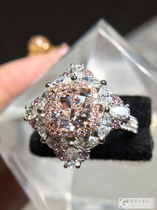 very light pink 2.0CT_钻石