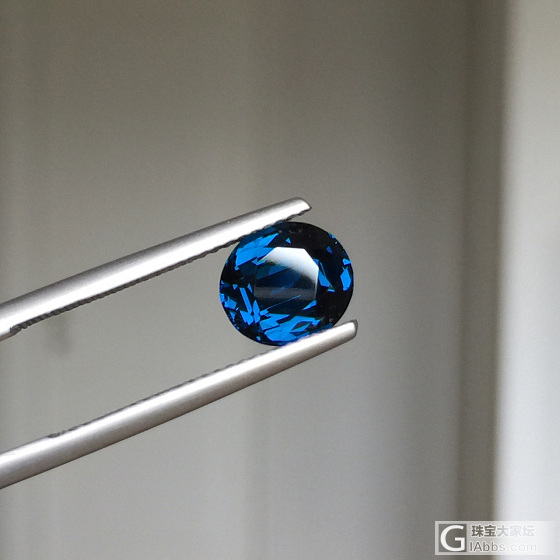 2.1克拉钴尖晶石_珠宝彩色宝石刻面宝石尖晶石