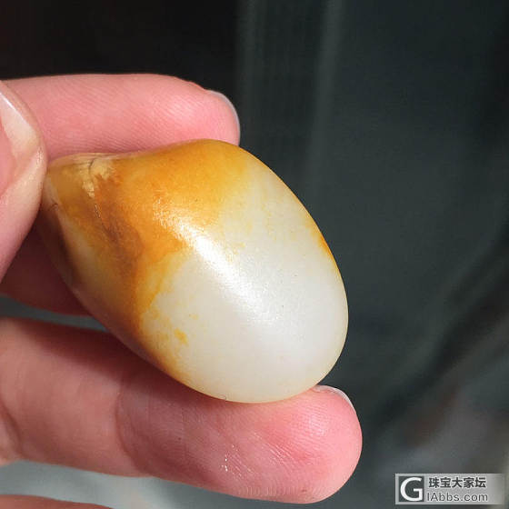 新疆和田玉子玉黄皮白玉籽料原石_和田玉