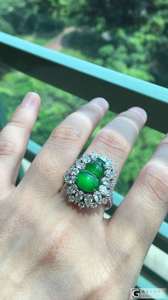 豪镶小绿葫芦戒，就是这么任性，深圳工艺_翡翠戒指