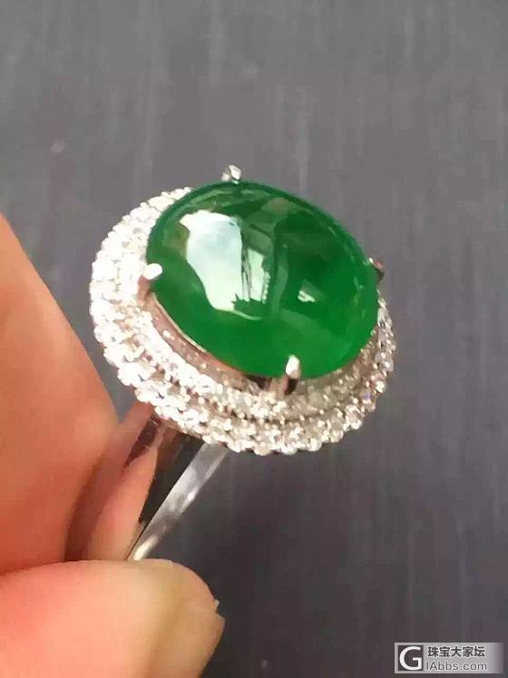 帮忙看看这个翡翠戒指值多少钱_蛋面戒指翡翠