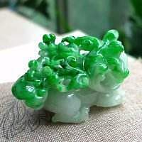 【铭记翡翠珠宝】辣绿色招财貔貅_翡翠