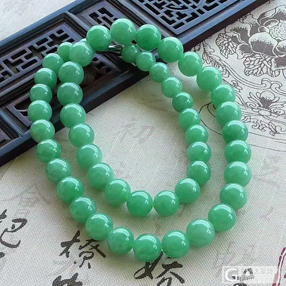 翡翠项链_珠串翡翠