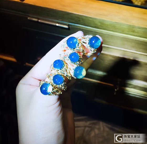 假货展会衬托我_琥珀蜜蜡