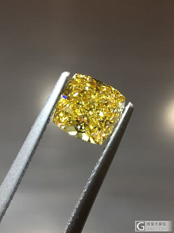 1.33ct Fancy Deep Yellow VS2_钻石