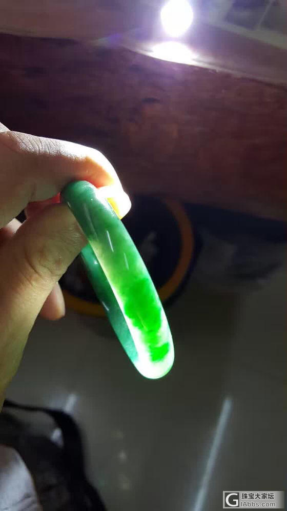 完美满色镯子_翡翠手镯
