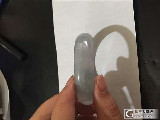 请大家帮我看看，新买的53圈，2500元，值不值_手镯翡翠
