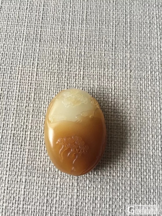 转青梅家坠子_挂件和田玉